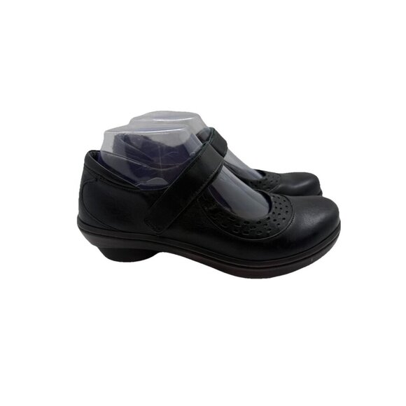 Naot Shoes - Womens Shoes